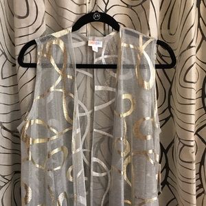 Beautiful sheer LuLaRoe Joy sleeveless cardigan.